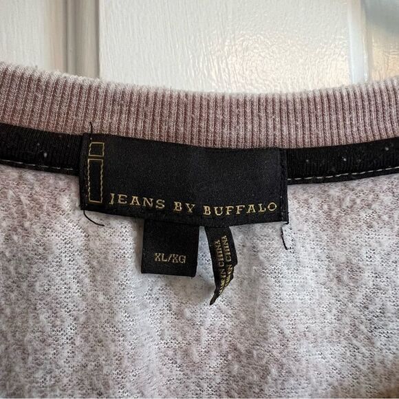 I Jeans by Buffalo Patterned bedazzled sweater - Picture 4 of 4